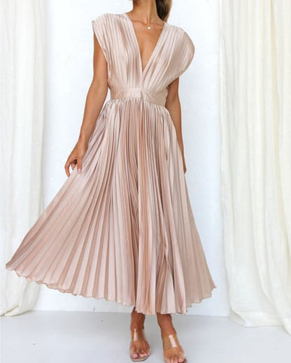 💃Rochie cu fustă plisată și gât în V, drapată