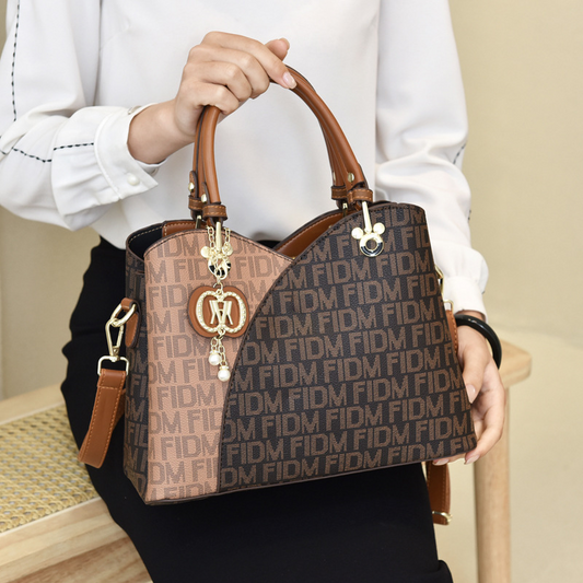 👜  Geantă de damă stilată și elegantă
