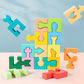 Puzzle de potrivire a formelor geometrice din lemn pentru copii mici