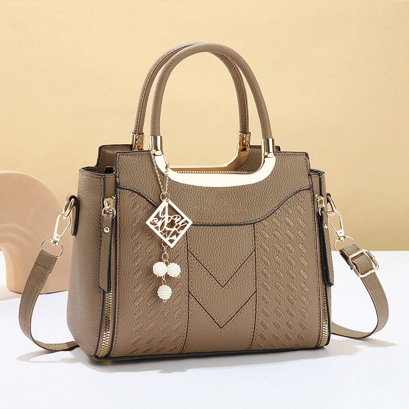 🥳New Arrival 40% OFF👜Women's V-Stitched Satchel – Gold Hardware, Multi-Compartment, Top-Handle 🌸